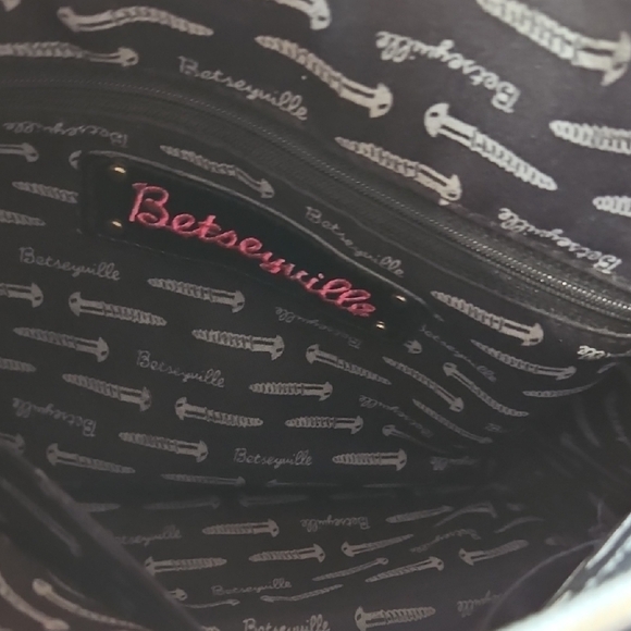 Betsey Johnson Betseyville Floral Leopard Print Women's Bag - Picture 7 of 16